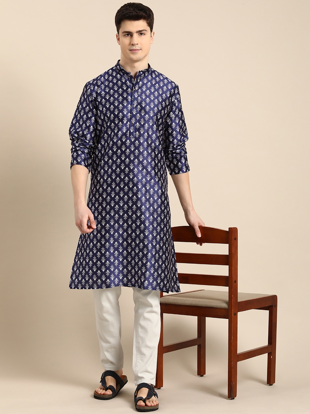 

Anouk Men Ethnic Motifs Printed Jacquard Kurta, Navy blue