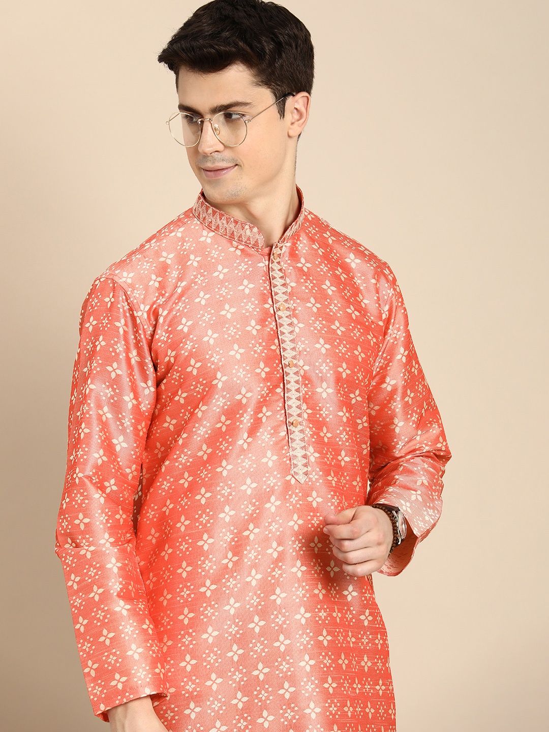 

Anouk Men Ethnic Geometric Self Design Kurta, Peach