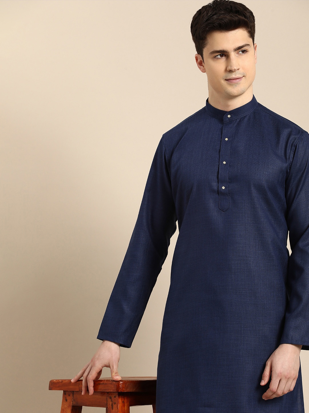 

Anouk Men Solid Kurta, Navy blue