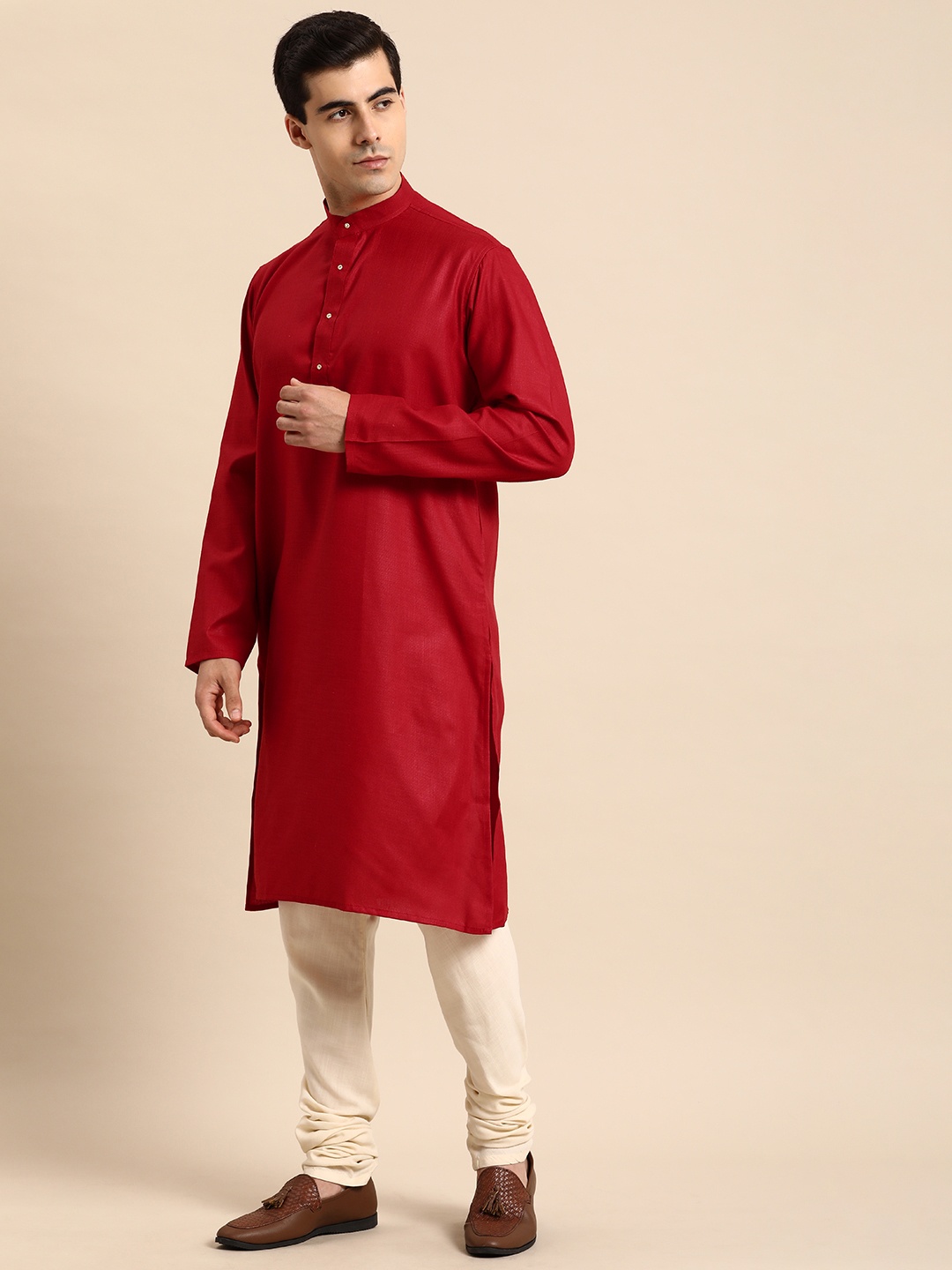 

Anouk Men Solid Kurta, Red