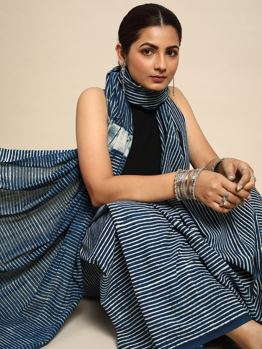 

Taavi Striped Pure Cotton Saree, Blue