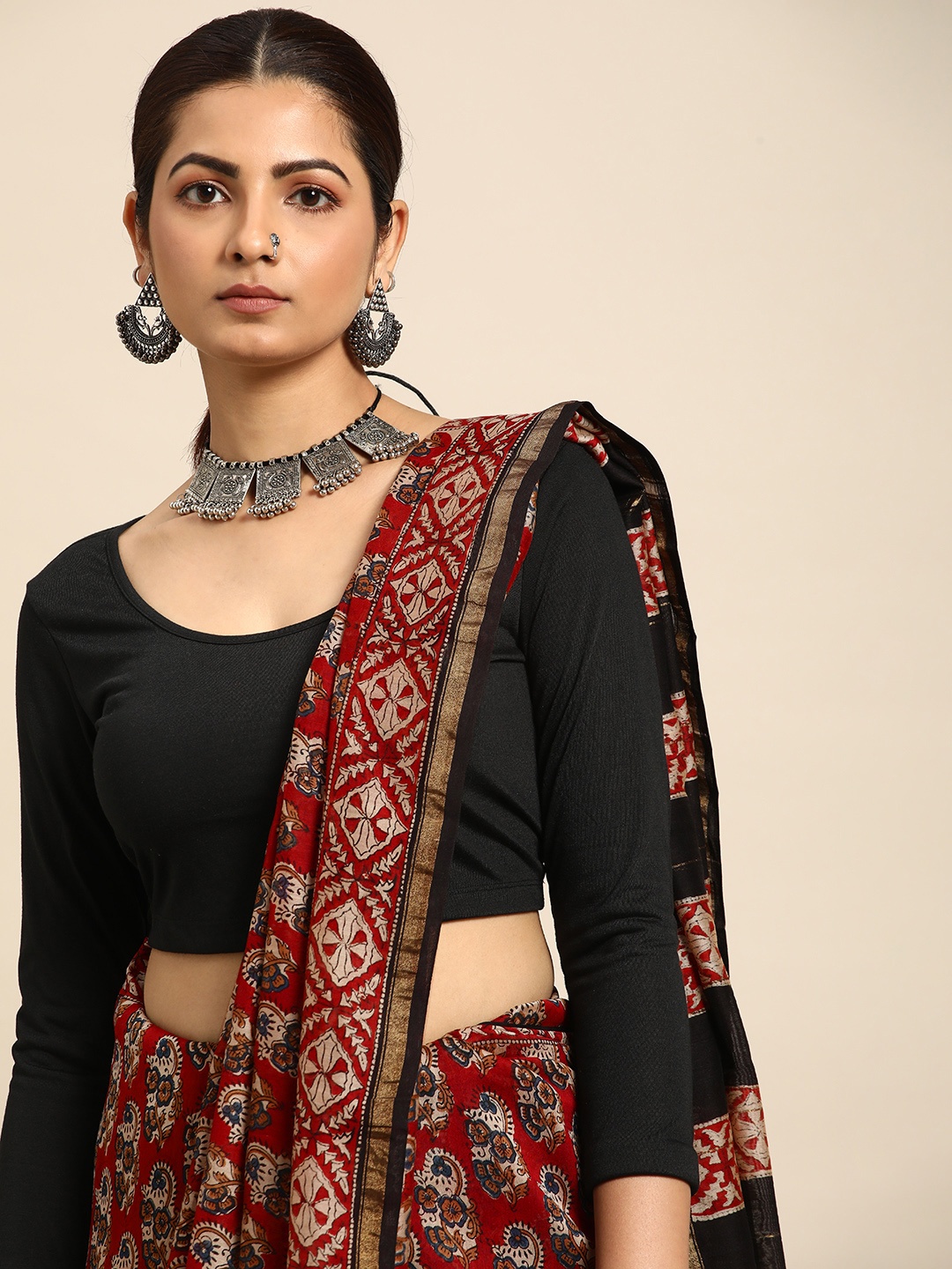 

Taavi Floral Printed Pure Cotton Bagru Saree, Red