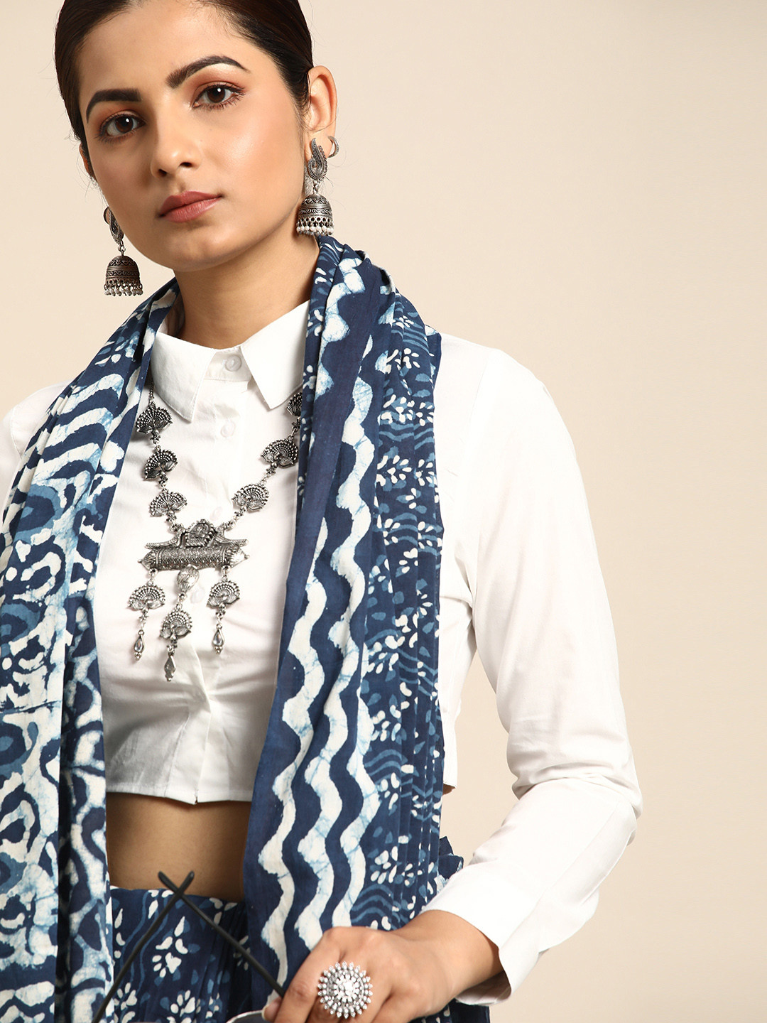 

Taavi Floral Printed Pure Cotton Saree, Blue