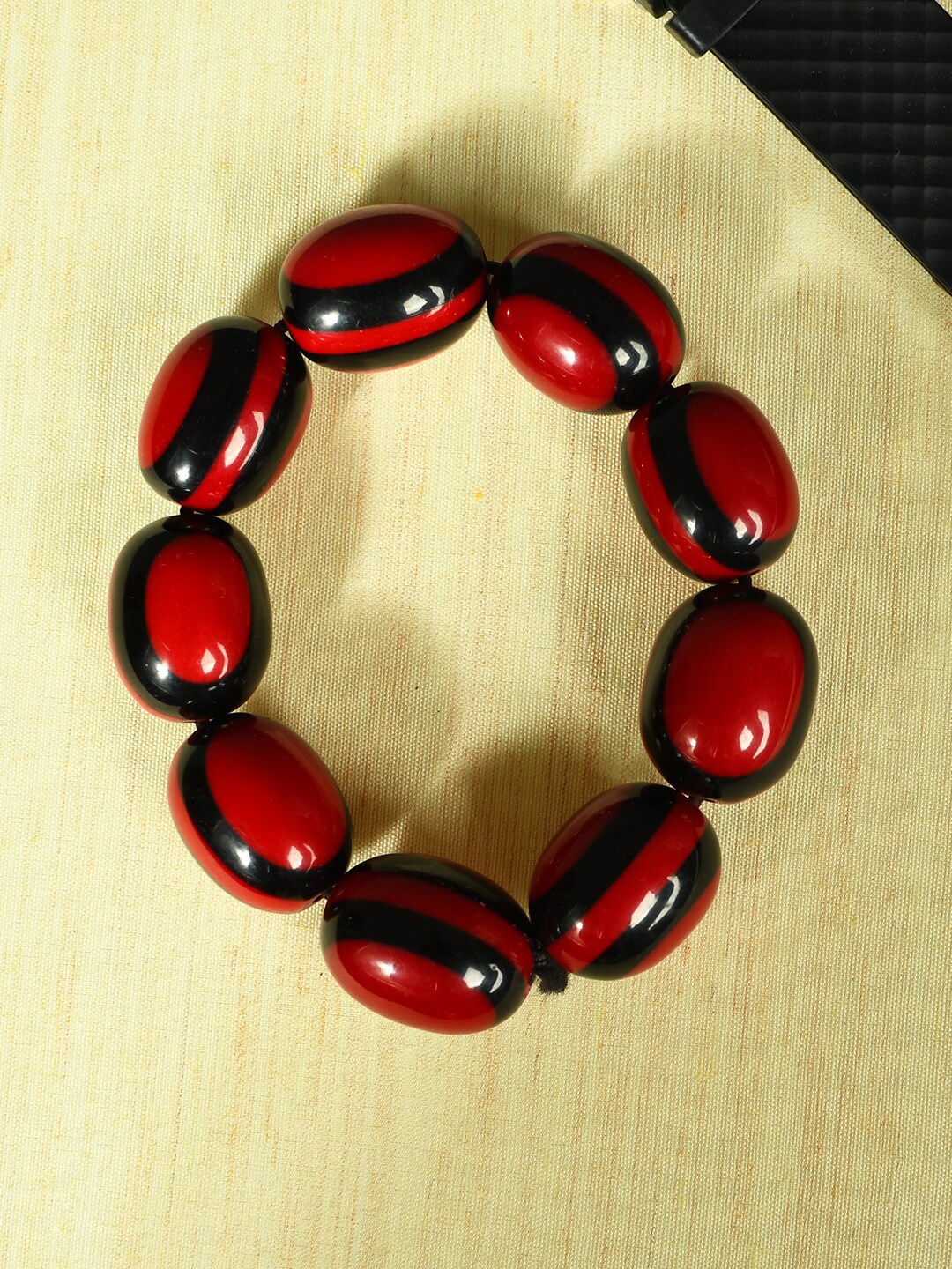

Bamboo Tree Jewels Women Artificial Beaded Stretchable Bracelet, Red