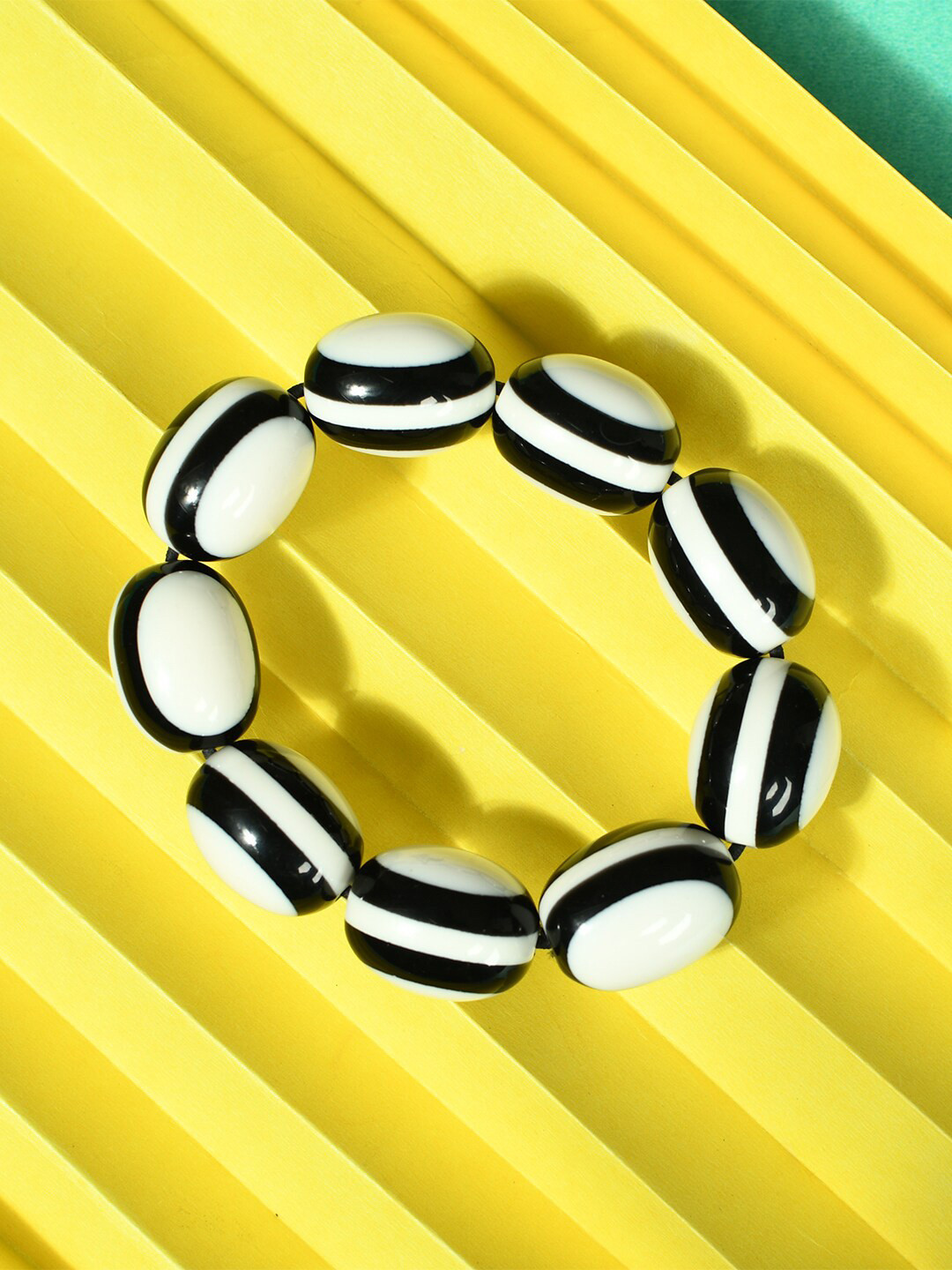 

Bamboo Tree Jewels Women Artificial Beaded Stretchable Bracelet, White