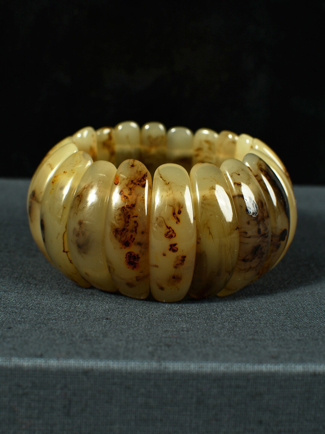 

Bamboo Tree Jewels Women Beaded Stretchable Afghan Bracelet, Beige