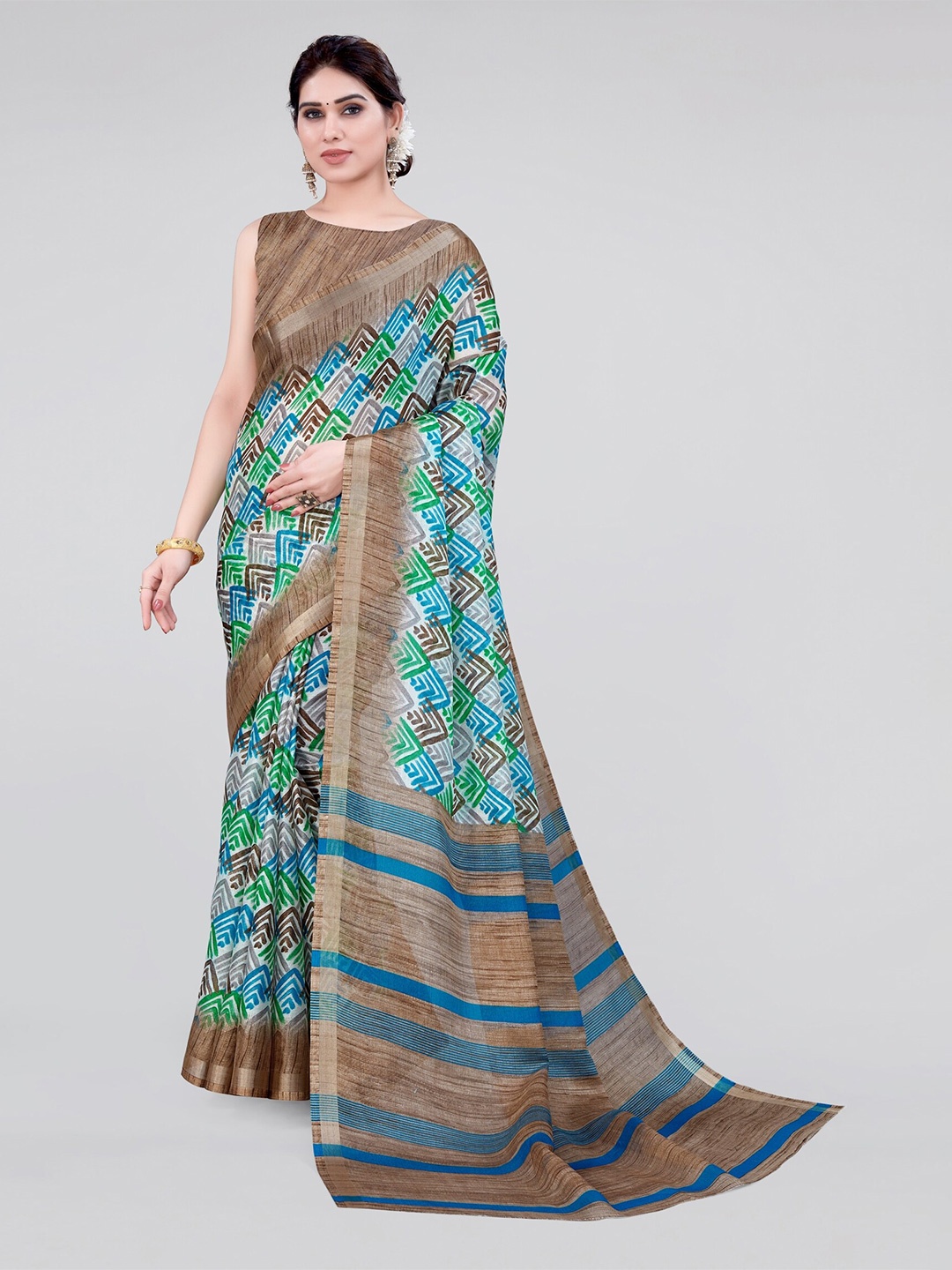 

MIRCHI FASHION Geometric Printed Zari Saree, White