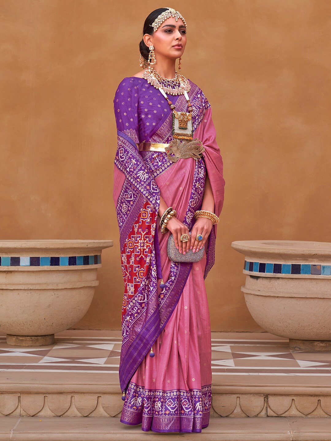 

Anouk Ethnic Motifs Woven Design Zari Patola Saree, Mauve