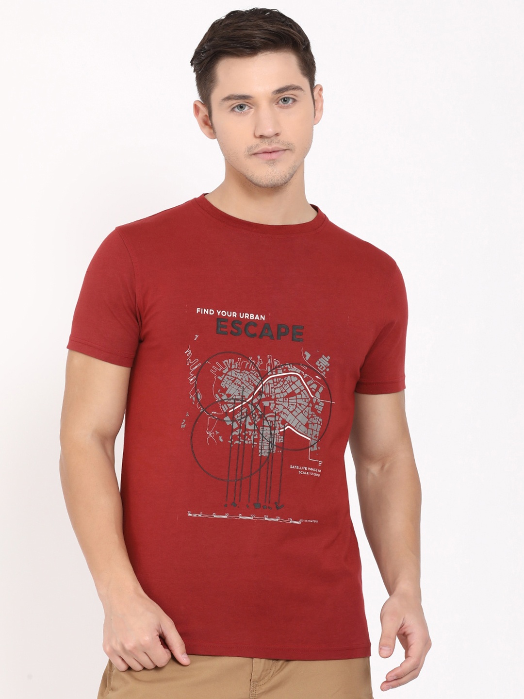 

t-base Graphic Printed Round Neck Cotton T-shirt, Red