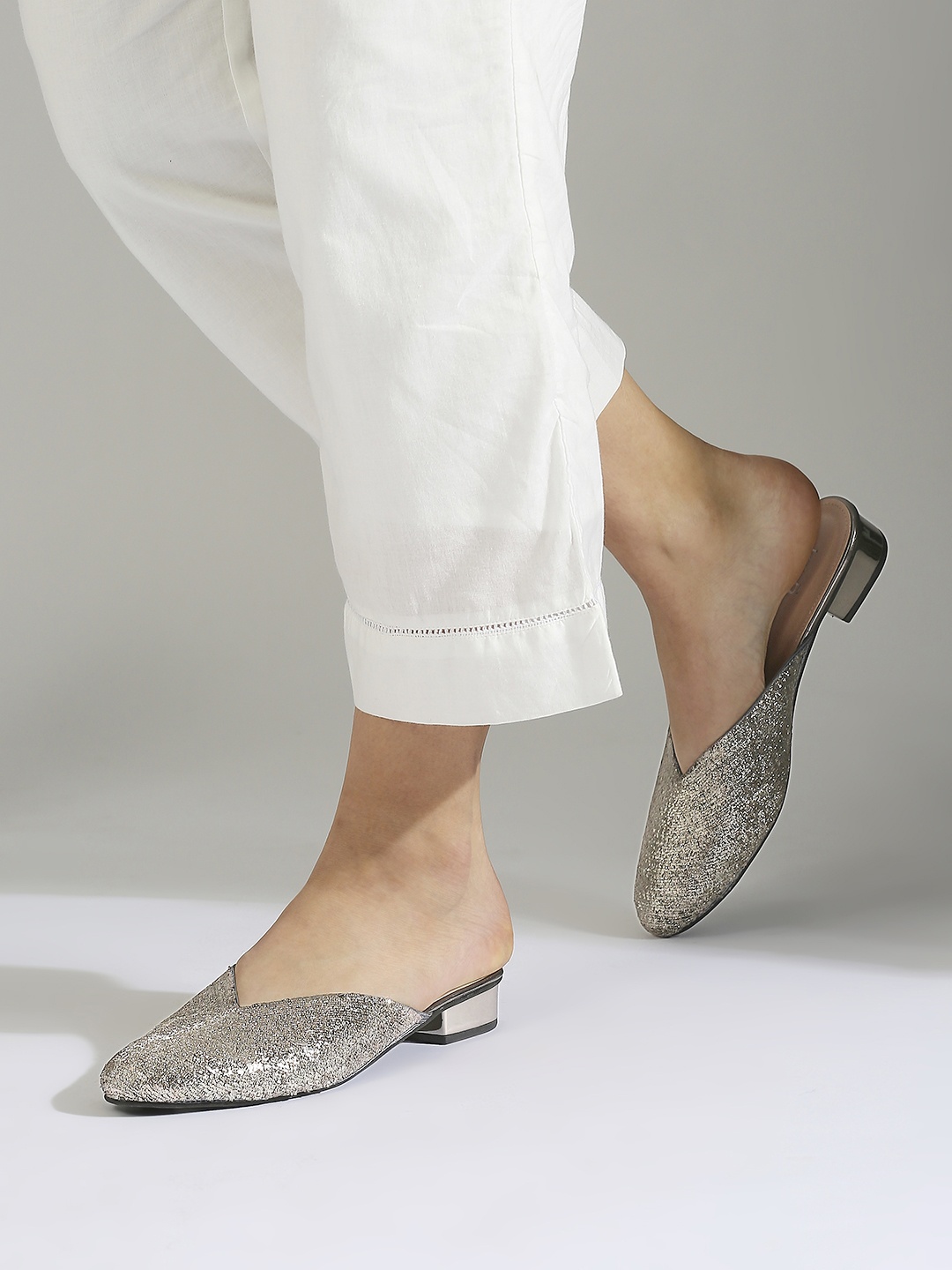 

Inc 5 Pointed Toe Textured Block Mules, Grey