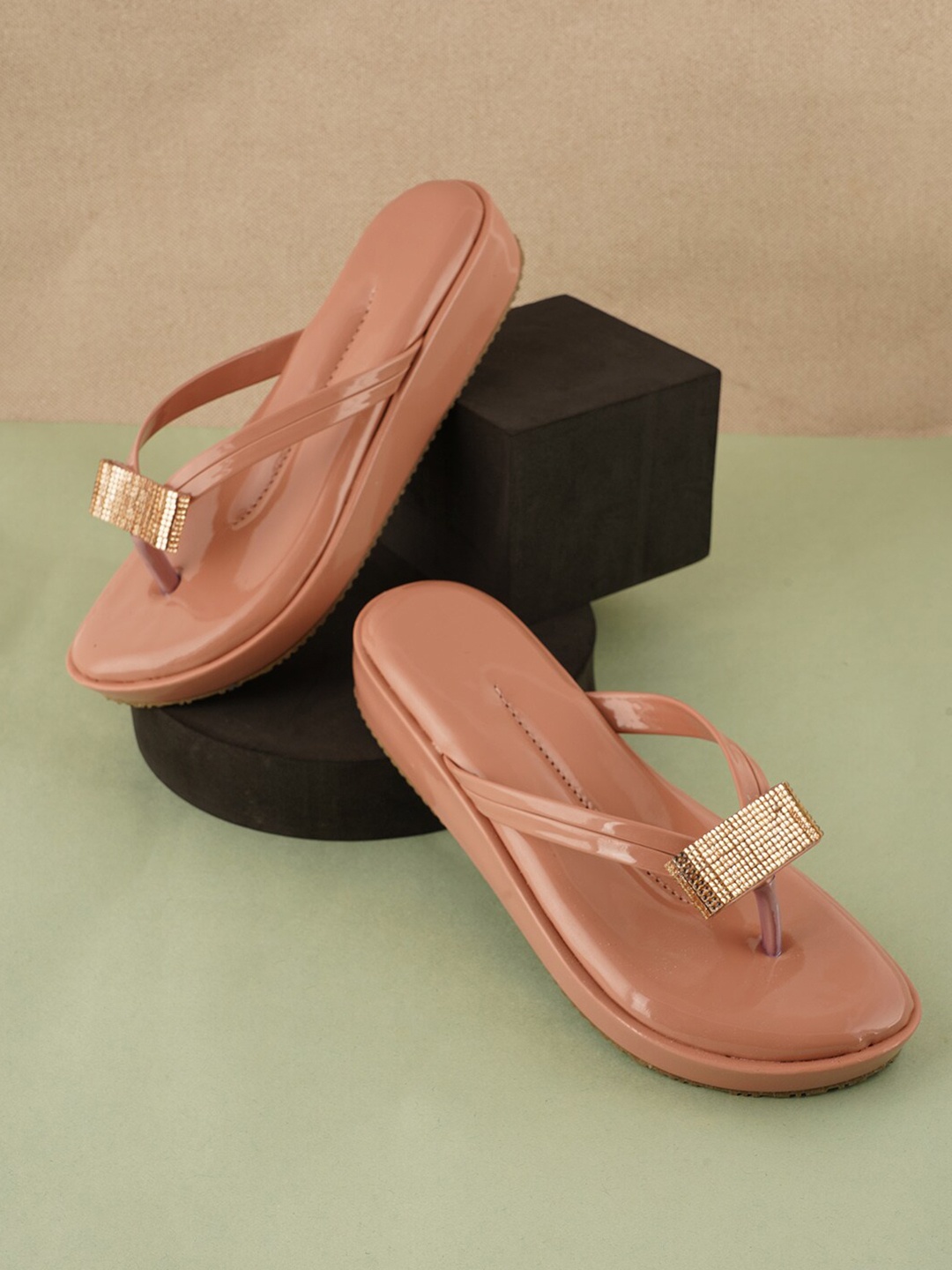 

SAPATOS Embellished Flatform Heels, Peach