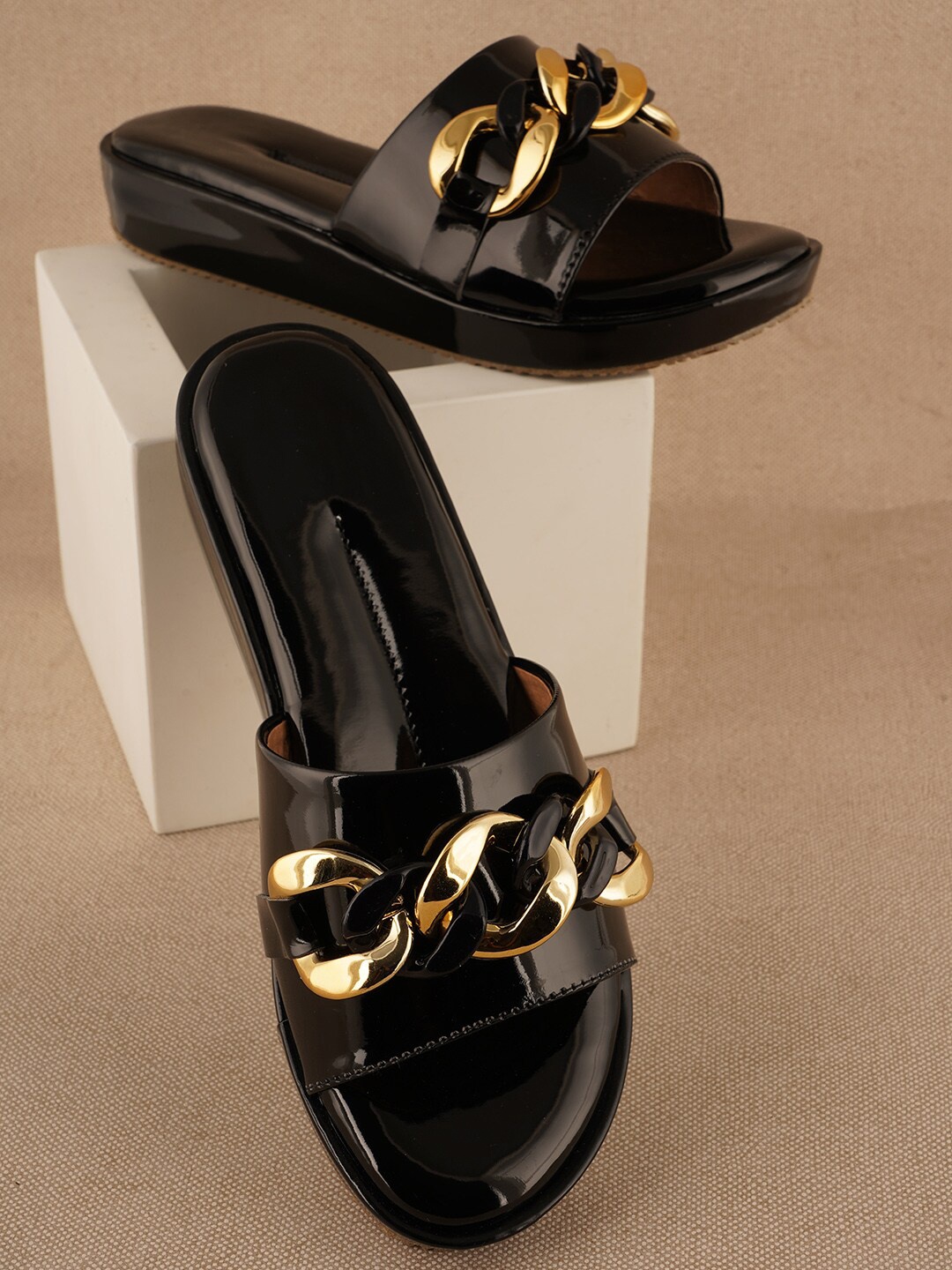 

SAPATOS Embellished Flatform Heels, Black