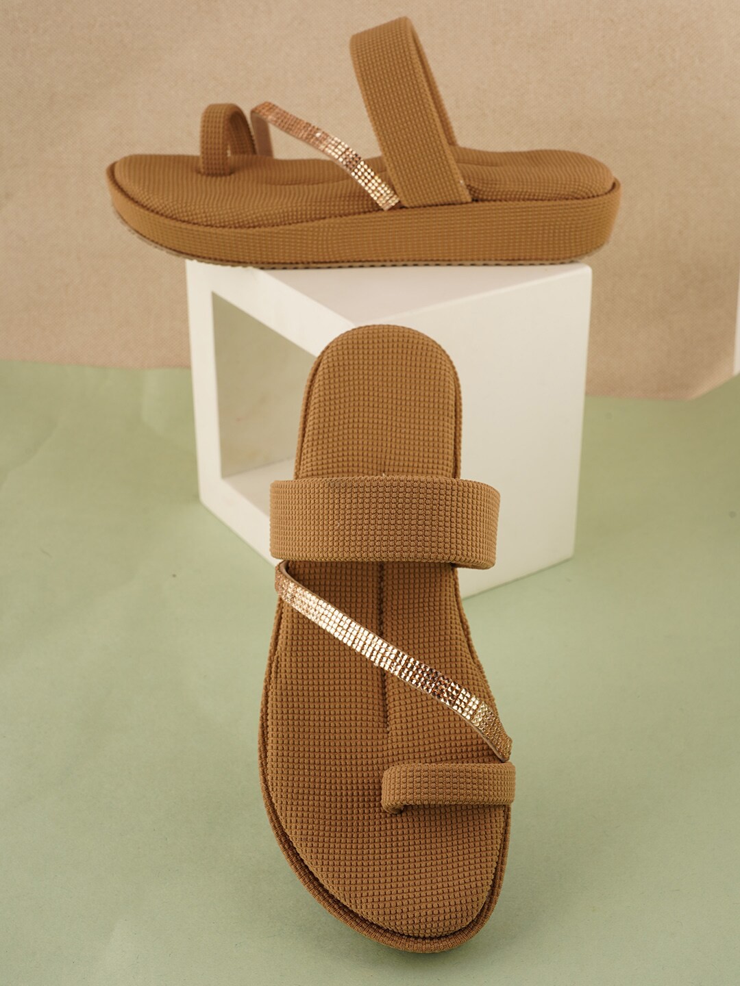 

SAPATOS Embellished Flatform Heels, Brown