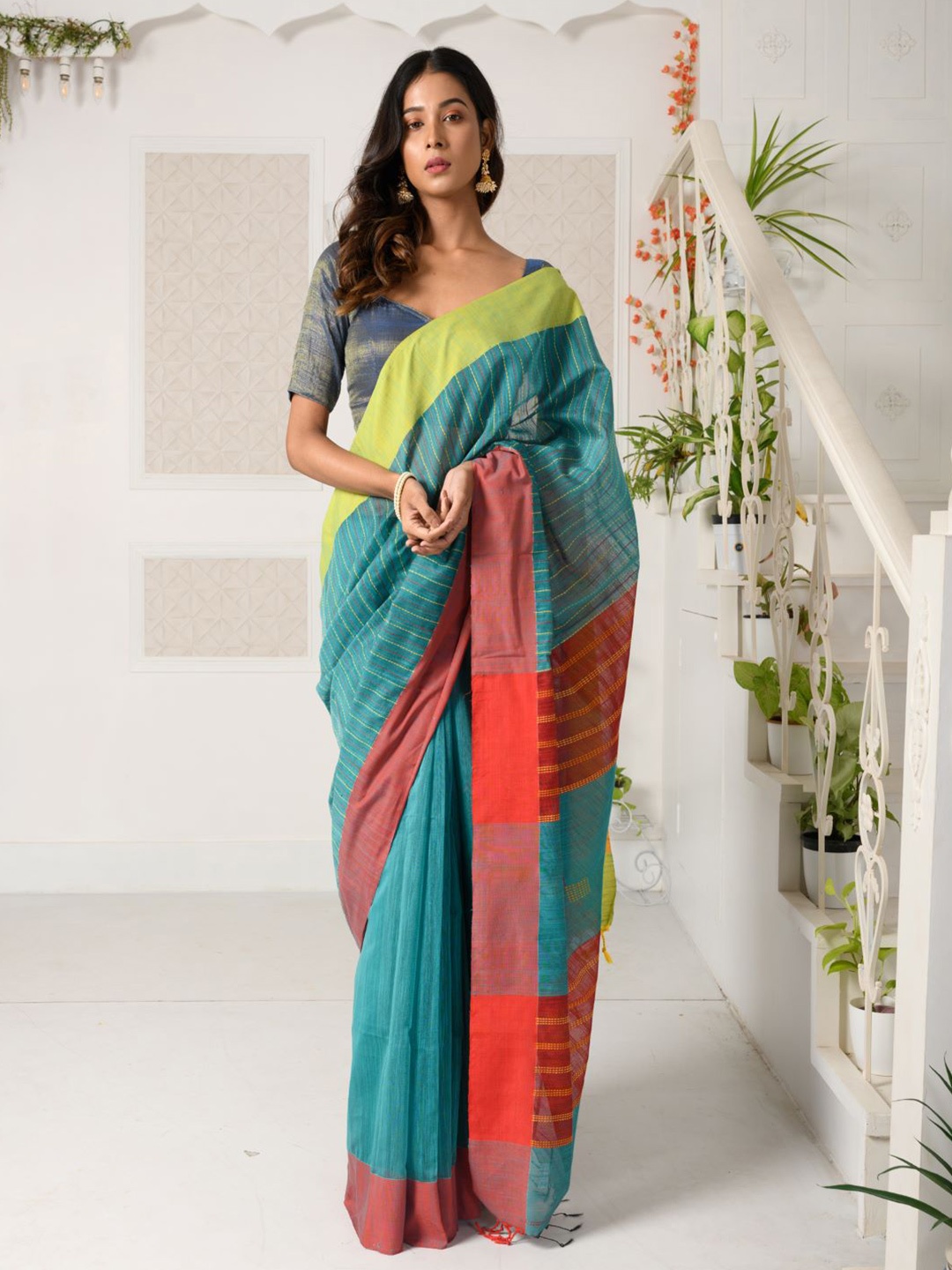 

HERE&NOW Striped Saree With Contrasting Border, Sea green