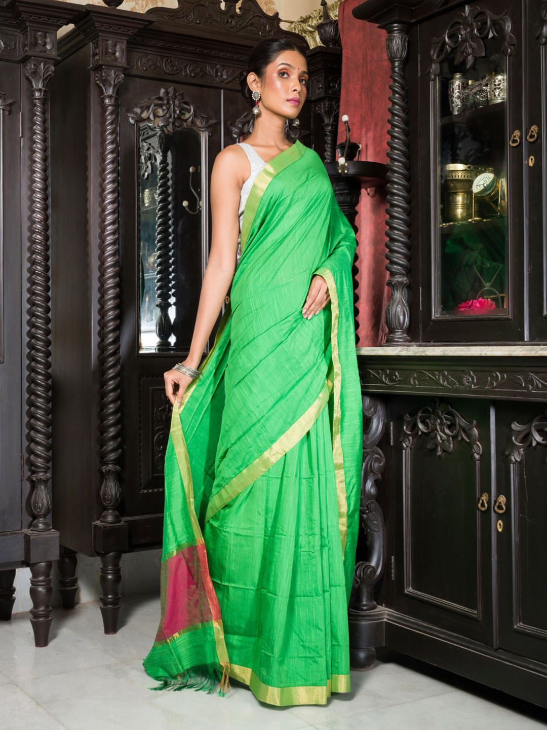 

HERE&NOW Zari Art Silk Uppada Saree, Green