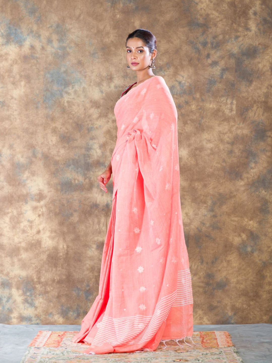 

HERE&NOW Geometric Woven Design Pure Cotton Saree, Peach