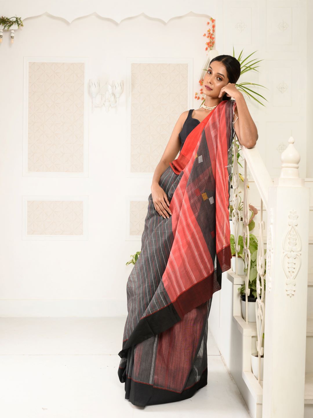 

HERE&NOW Striped Polycotton Saree, Grey