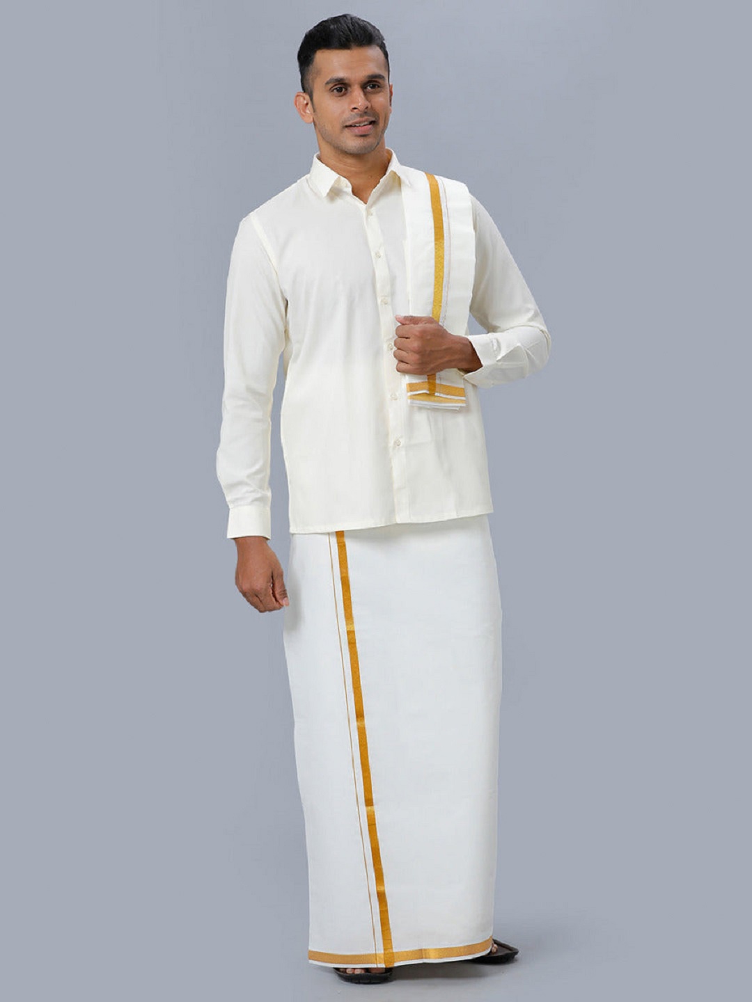 

Ramraj Men Pure Cotton Shirt & Veshti With Towel Set, Cream