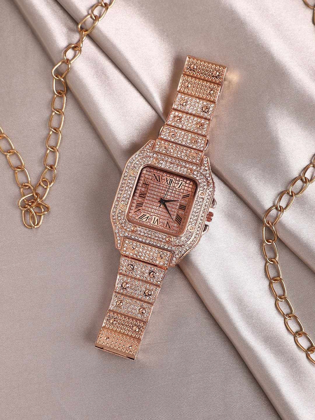 

HAUTE SAUCE by Campus Sutra Women Embellished Bracelet Style Straps Watch SS23_HSWC1094, Rose gold