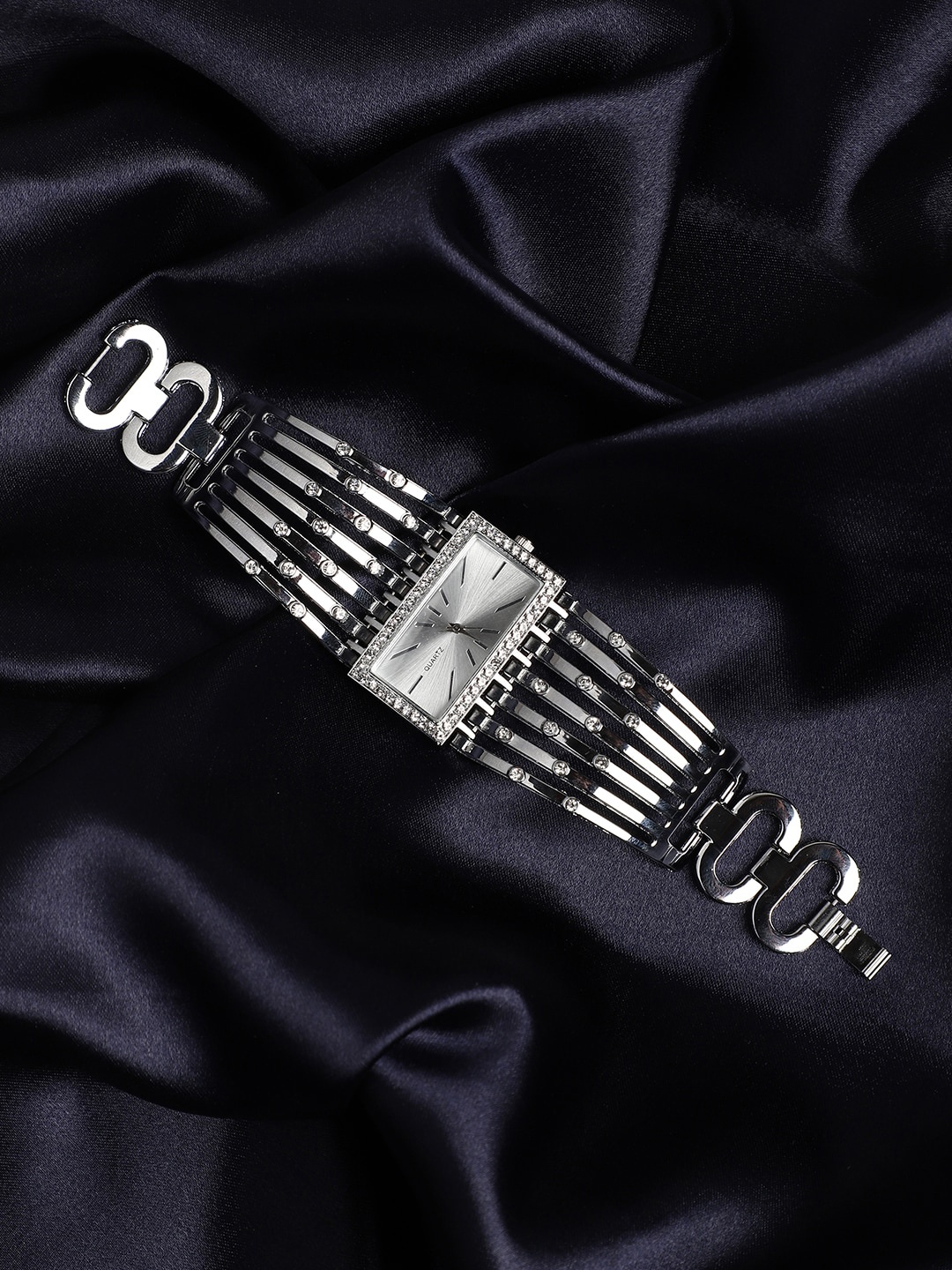 

HAUTE SAUCE by Campus Sutra Women Embellished Bracelet Style Straps Watch SS23_HSWC1082, Silver