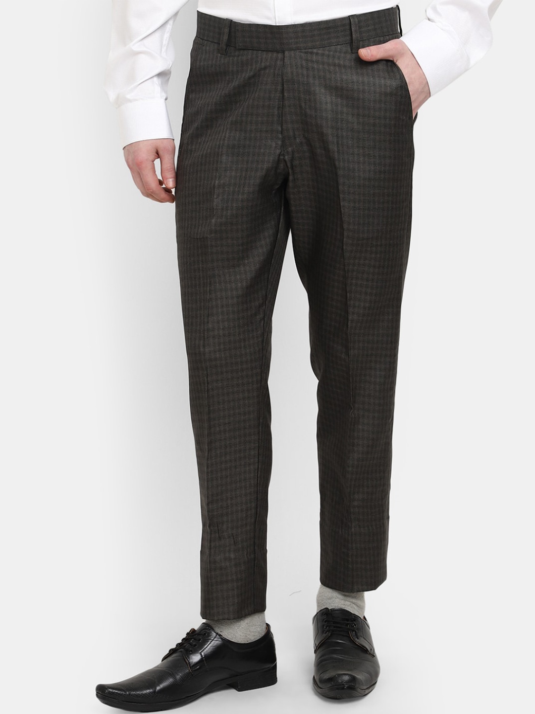 

J White by Vmart Men Checked Classic Slim Fit Easy Wash CottonA Formal Trousers, Brown