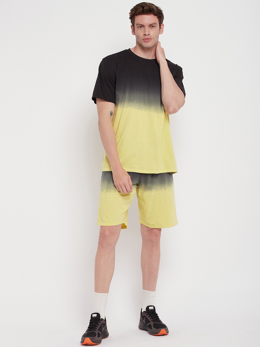 

EDRIO Ombre Printed Pure Cotton Round Neck Short Sleeves T-Shirt with Shorts Co-Ords, Yellow