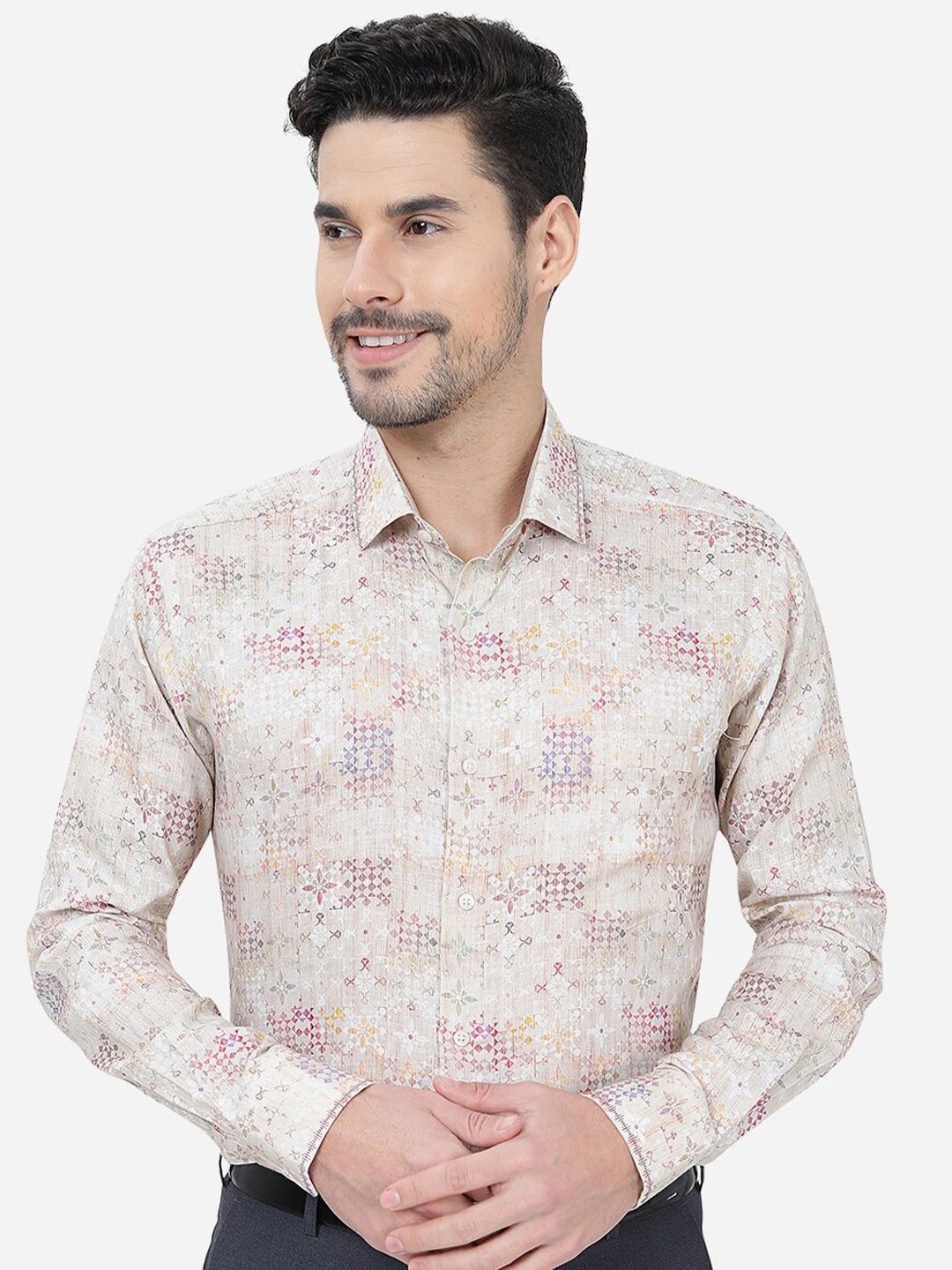 

JB STUDIO Ethnic Motifs Printed Slim Fit Linen Formal Shirt, Beige