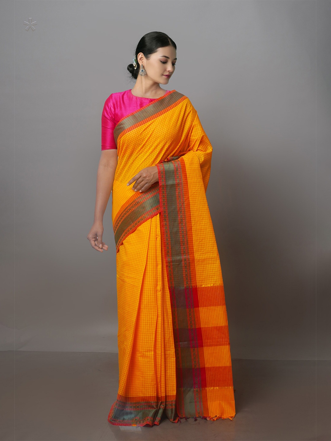 

Unnati Silks Checked Mangalagiri Saree, Yellow