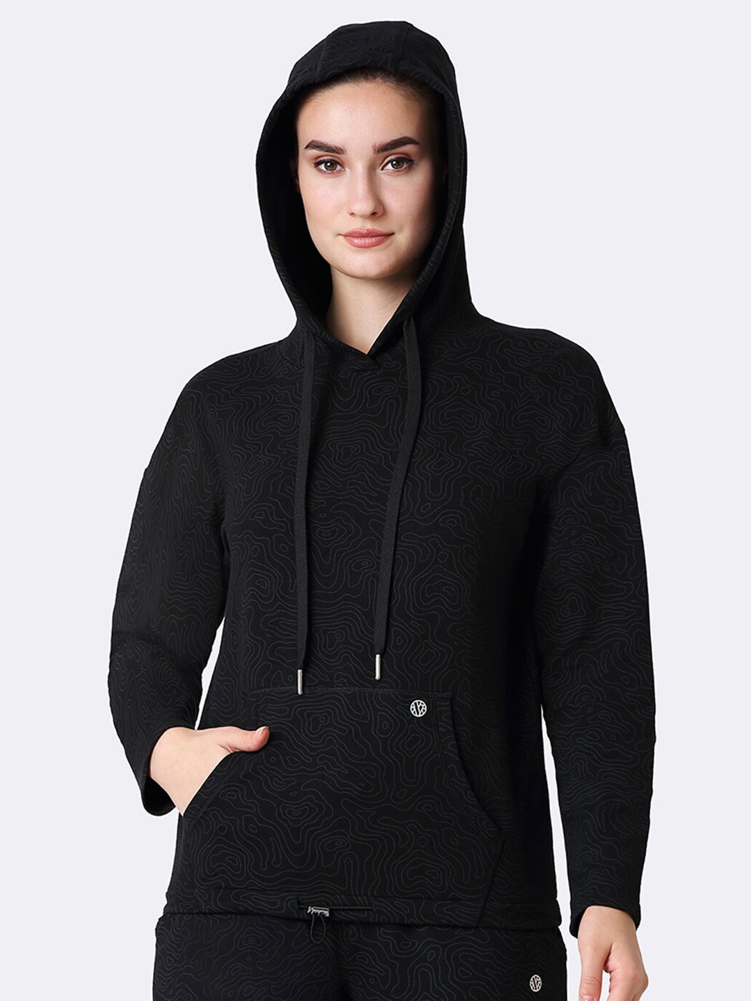 

Van Heusen Athleisure Long Sleeve Reflective Trim Hoodie, Black