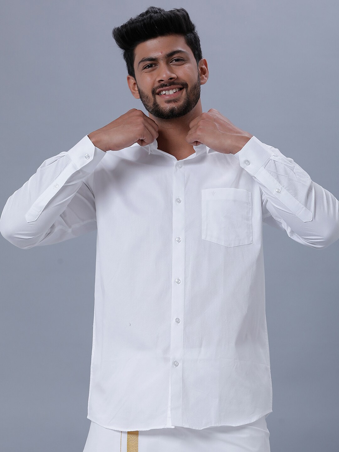 

Ramraj Self Design Breathable Spread Collar Prestigious Fit Casual shirt, White