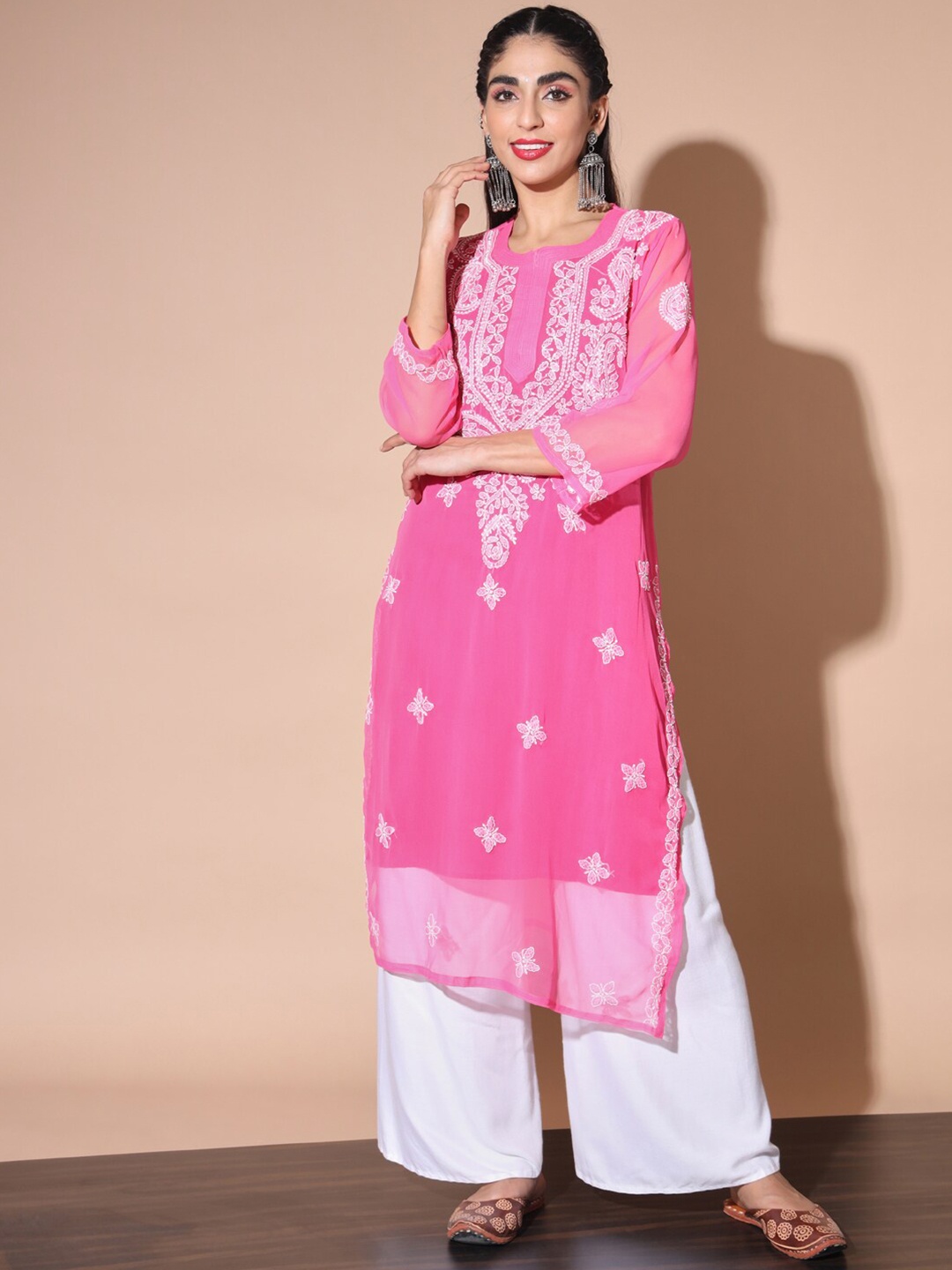 

BUY NEW TREND Ethnic Motifs Embroidered Chikankari Georgette Kurta, Pink