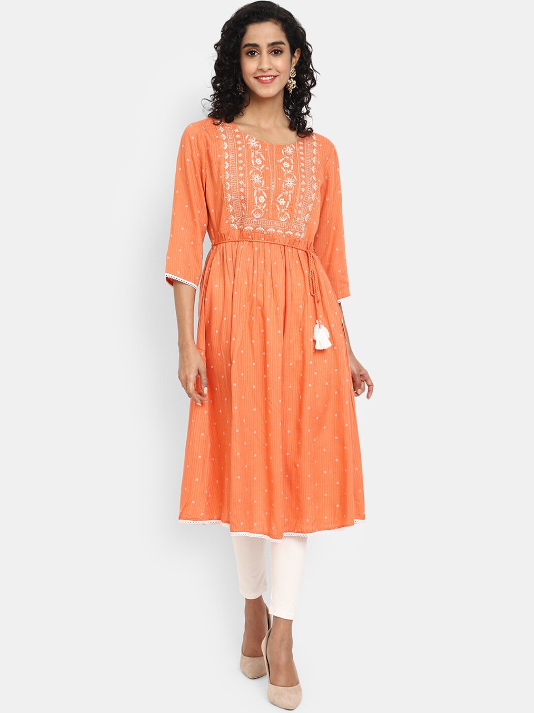 

V-Mart Women Floral Embroidered Kurta, Orange