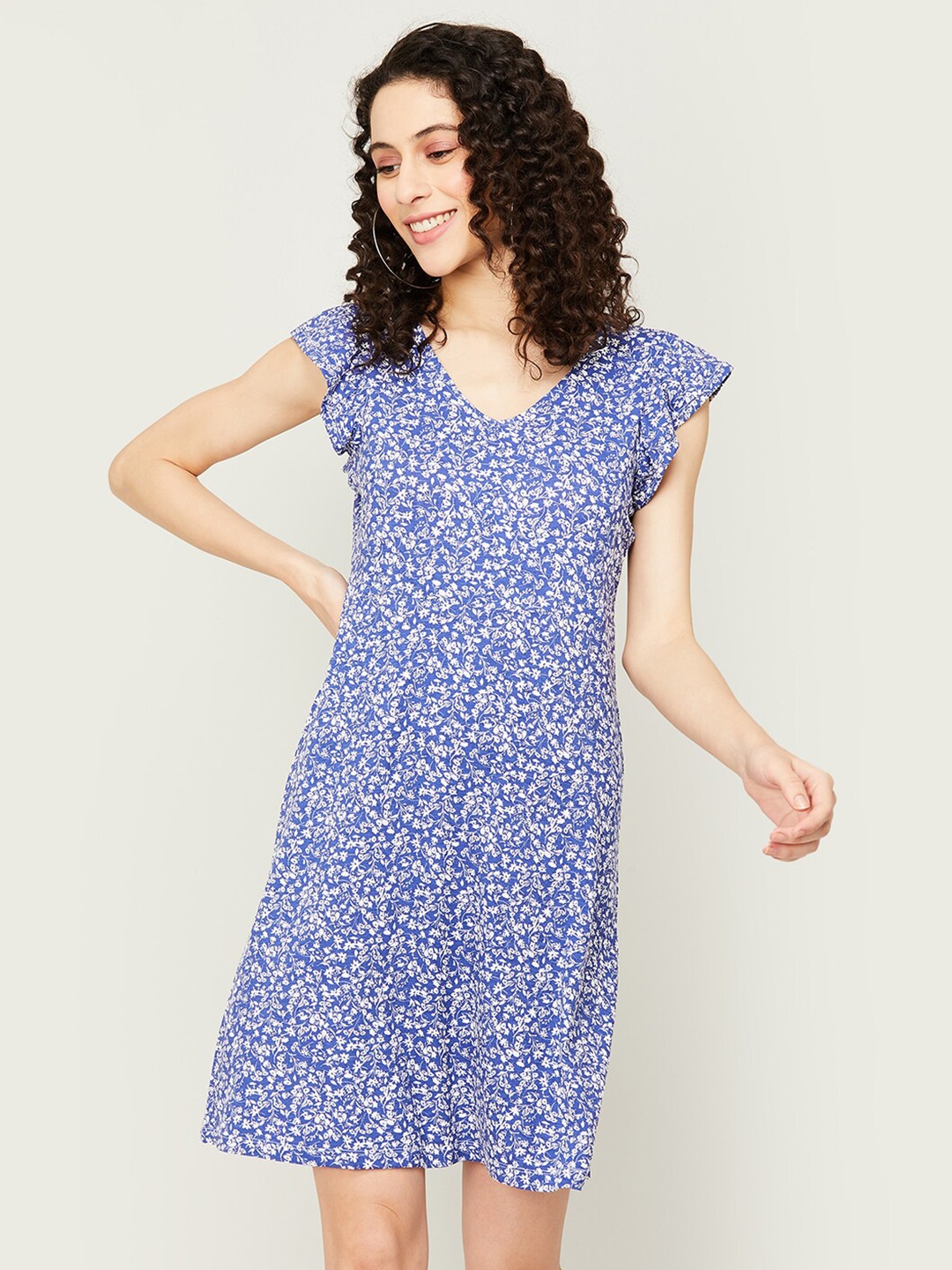 

Fame Forever by Lifestyle Floral Printed V Neck A-Line Dress, Blue