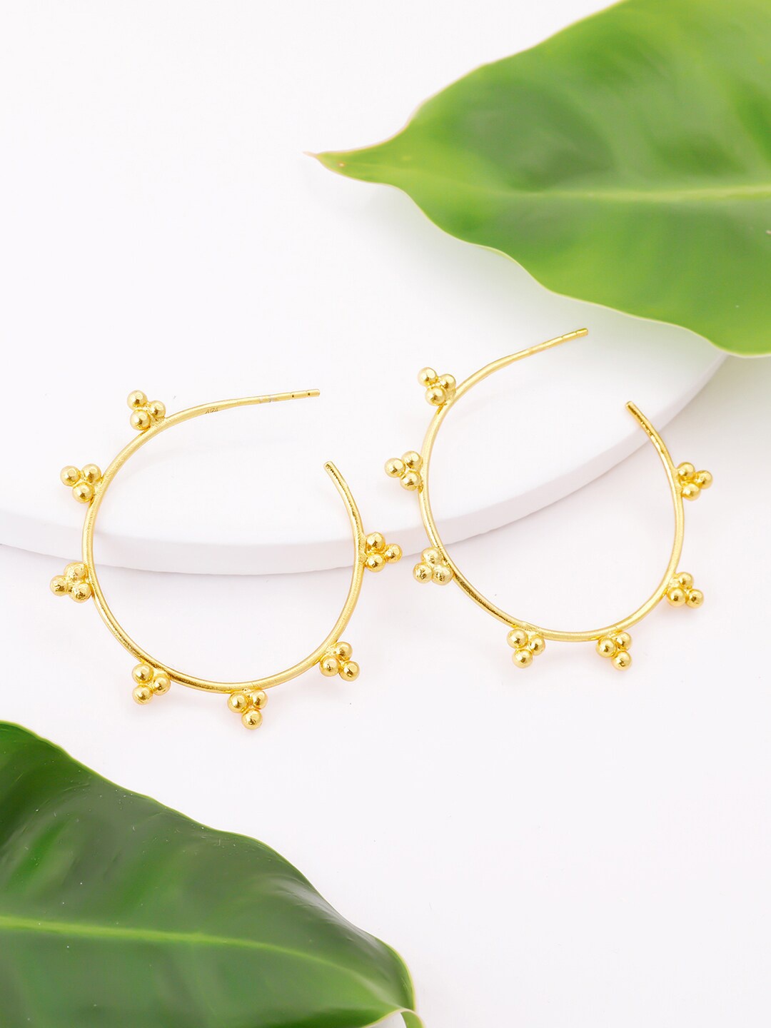 

GIVA 92.5 Sterling Silver Gold-Plated Contemporary Hoop Earrings