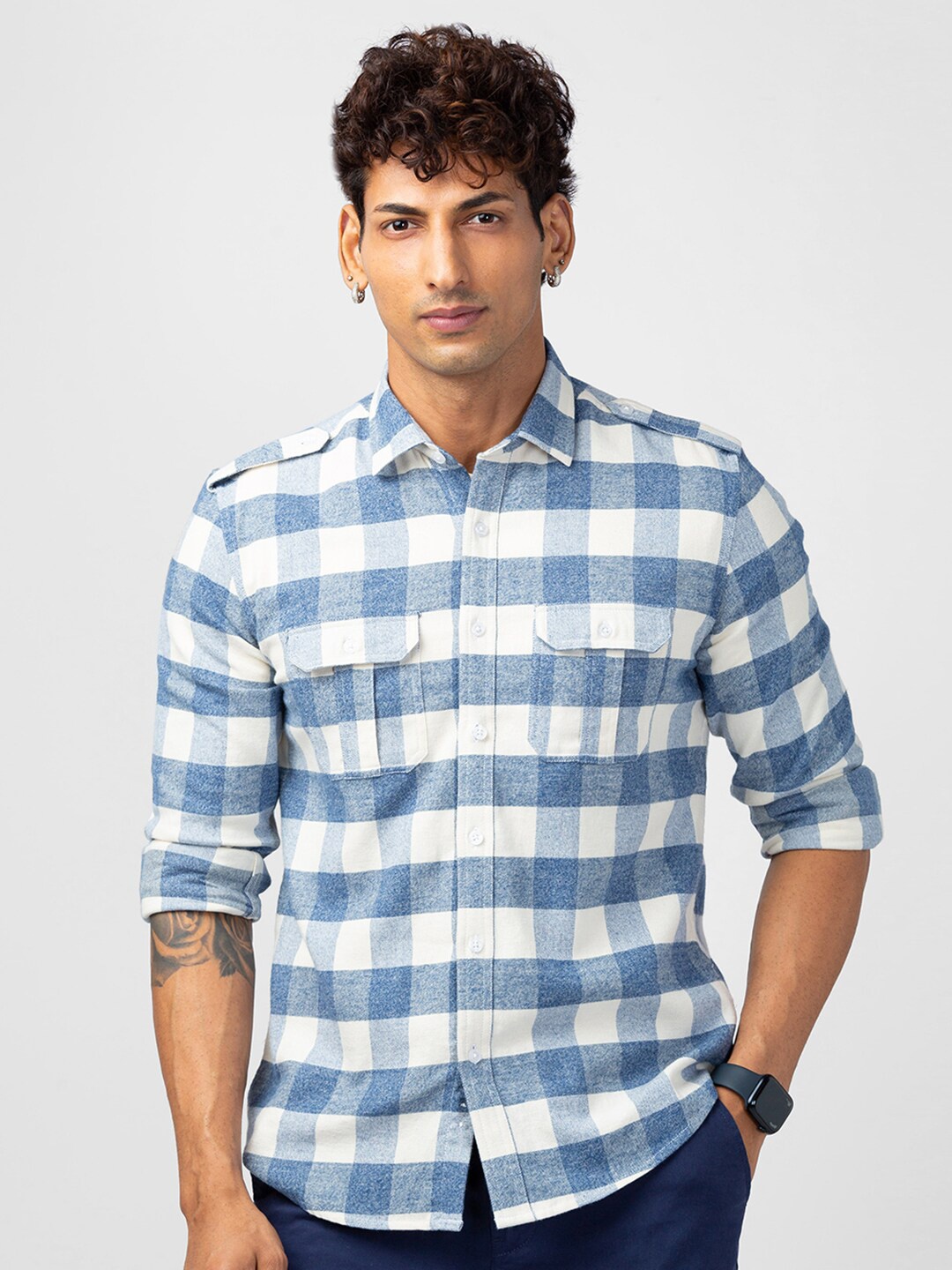 

VASTRADO Buffalo Checked Strapped Shoulder Cotton Casual Shirt, Blue