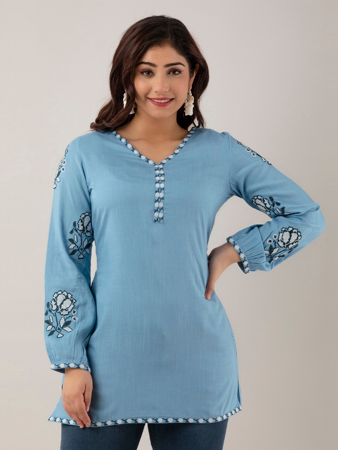 

Charu V-Neck Thread Work Detail Short Kurtis, Turquoise blue