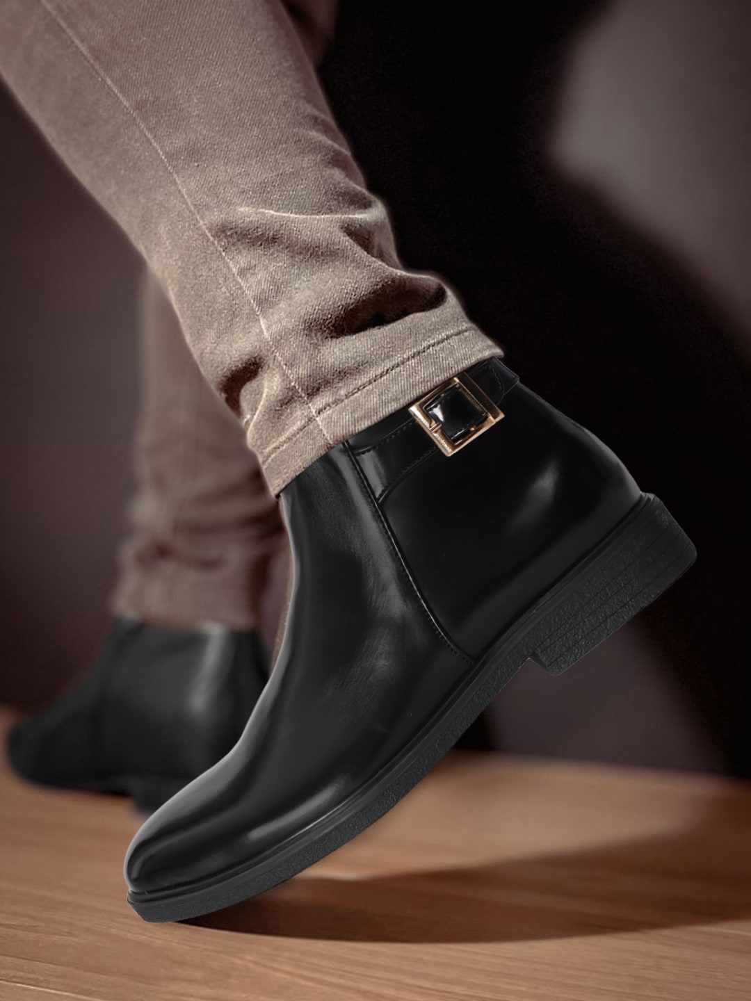 

Carlton London Men Mid Top Block Heel Boots With Buckle Detail, Black