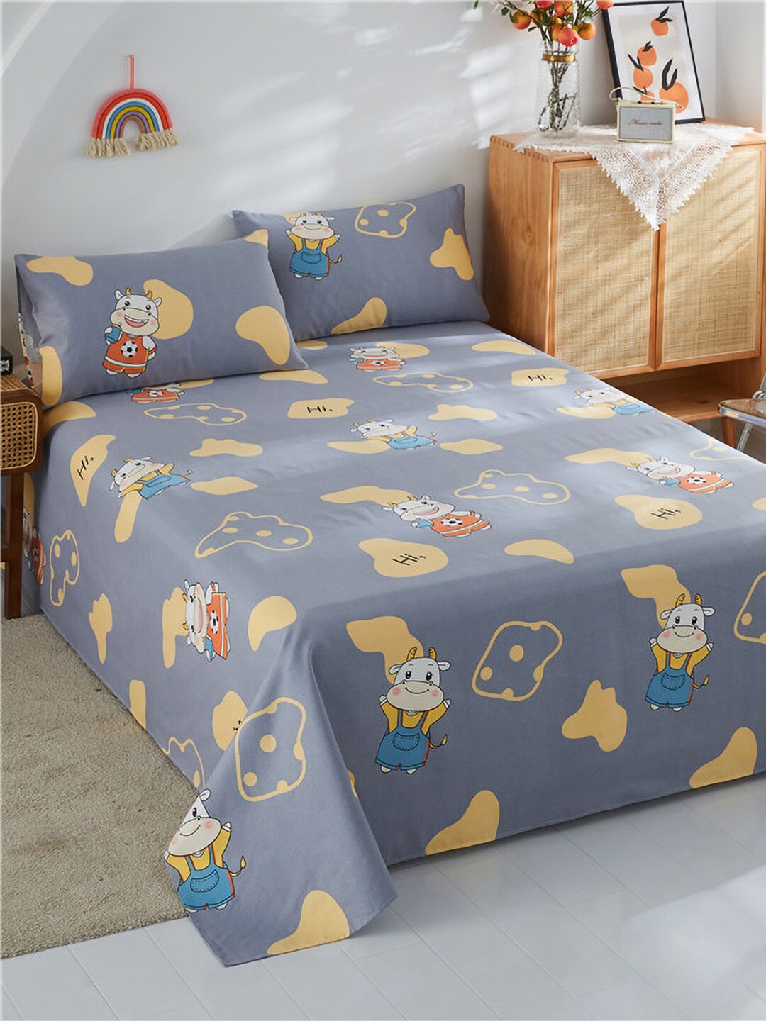 

JC HOME Grey & Yellow Printed 186 TC Pure Cotton Queen Bedsheet & 2 Pillow Covers