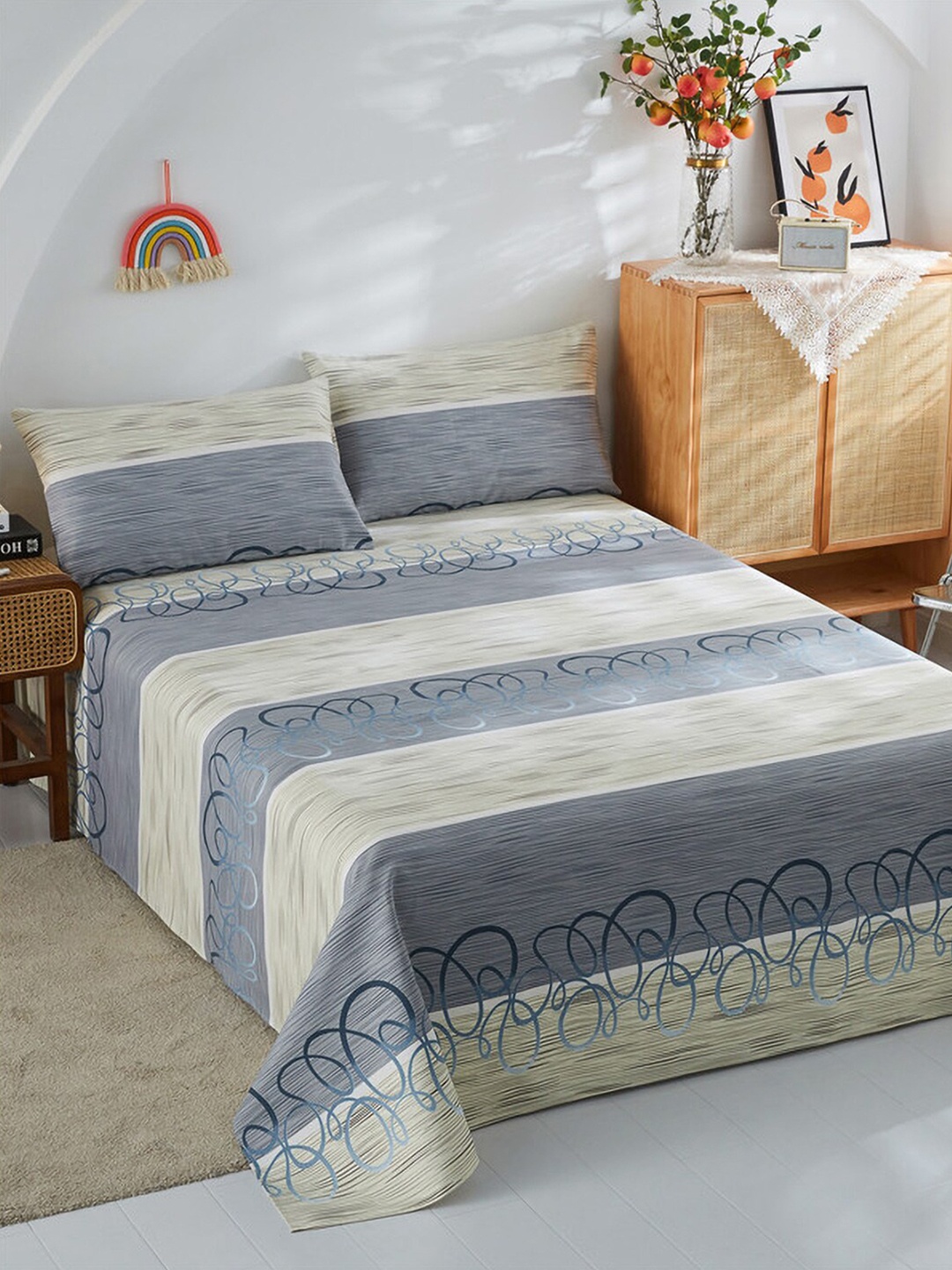 

JC HOME Grey Abstract Printed 186 TC Cotton King Bedsheet & 2 Pillow Covers