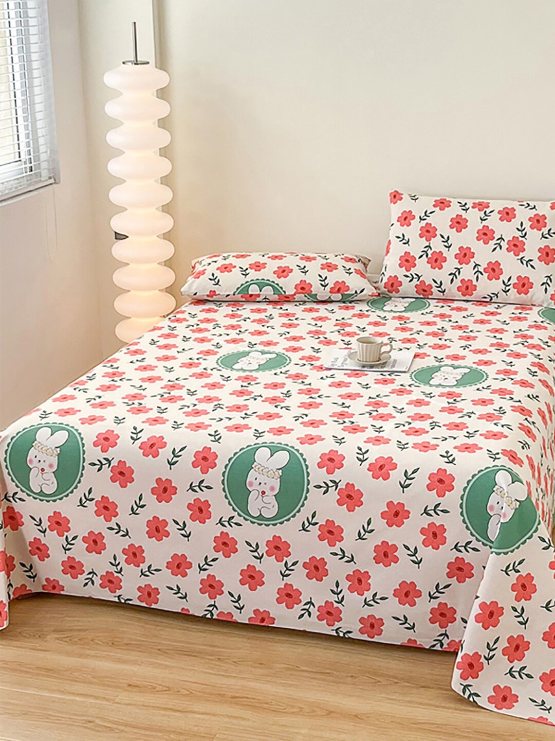 

JC Collection White & Red Floral 186 TC Pure Cotton King Bedsheet With 2 Pillow Covers