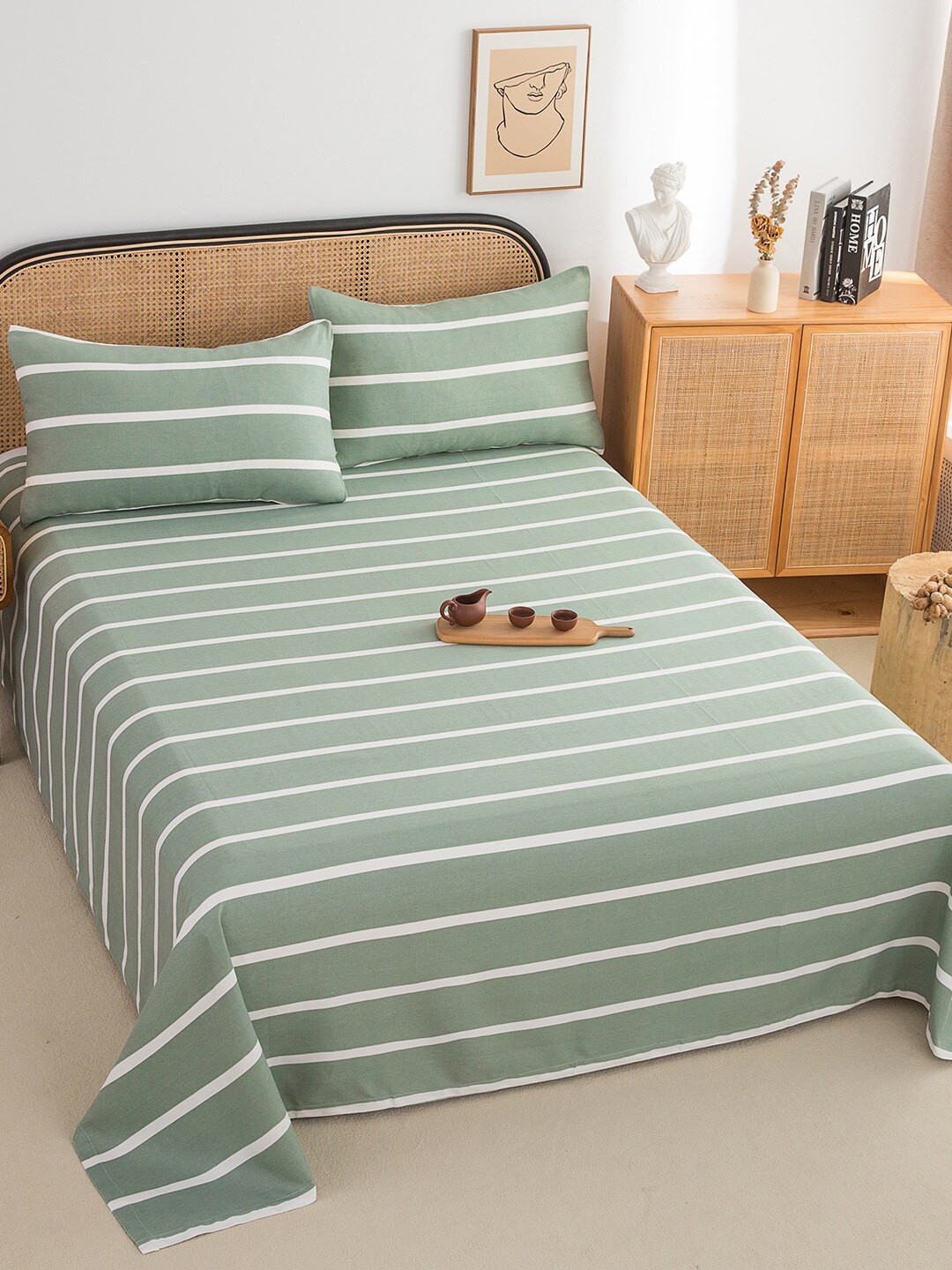 

JC Collection Green & White Striped 220 TC Pure Cotton King Bedsheet With 2 Pillow Covers