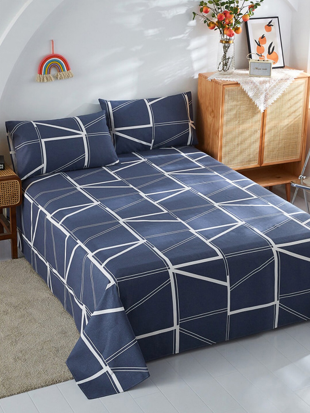 

JC Collection Blue & White 186 TC Cotton King Bedsheet & Pillow Covers