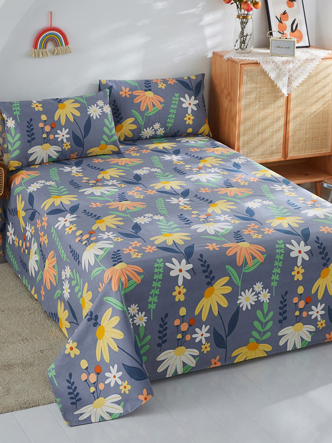 

JC Collection Grey & Yellow Floral Printed 186 TC Cotton Queen Bedsheet & Pillow Covers