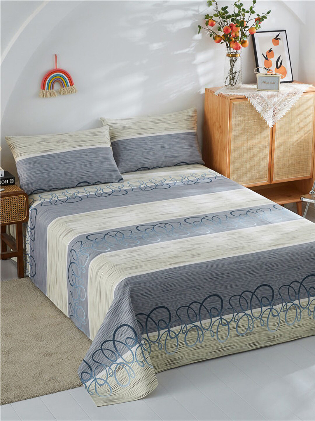 

JC HOME Grey & Beige Printed 186 TC Pure Cotton Queen Bedsheet With 2 Pillow Covers