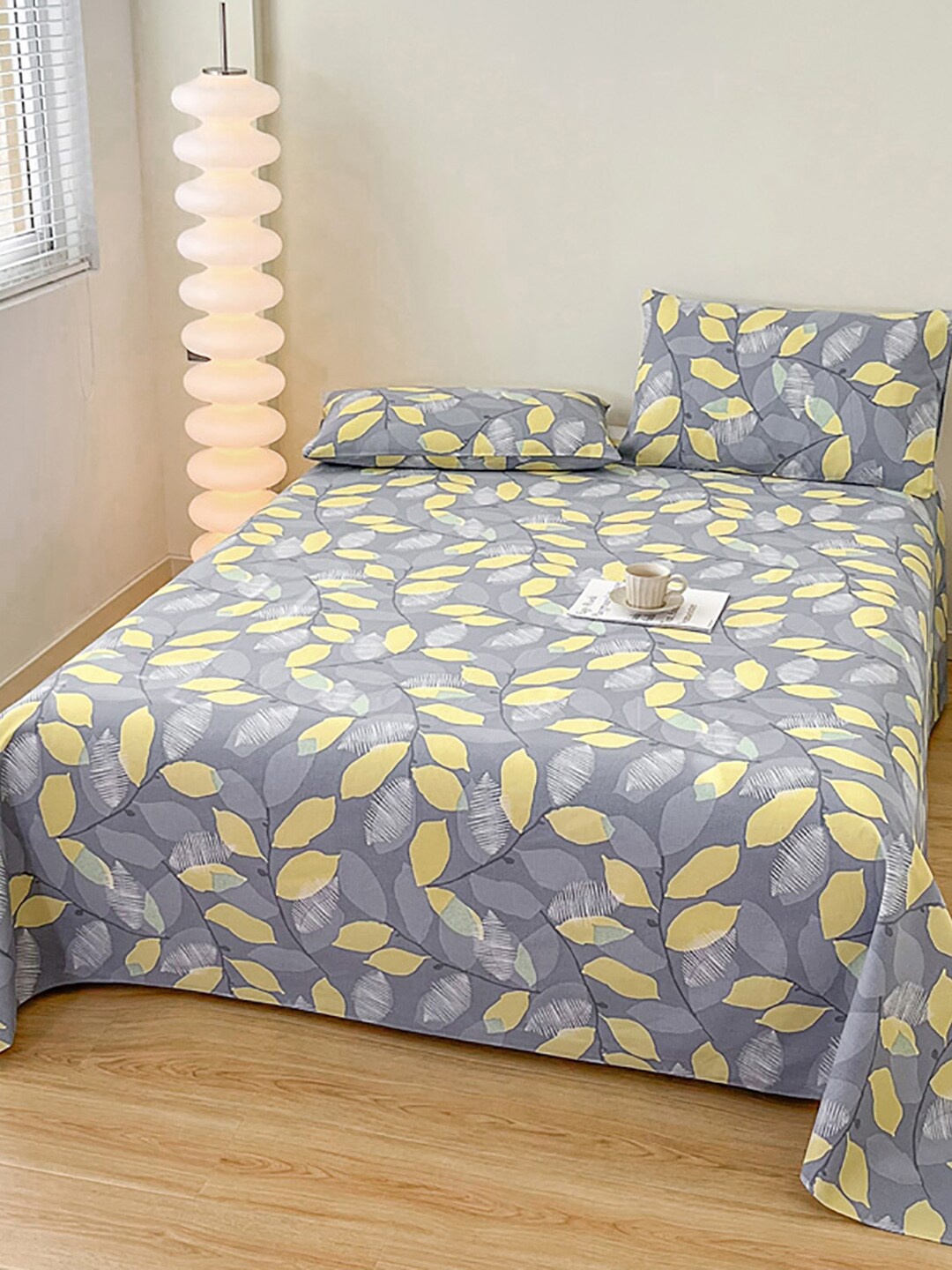 

JC Collection Grey & Yellow 186 TC Cotton King Bedsheet & Pillow Covers