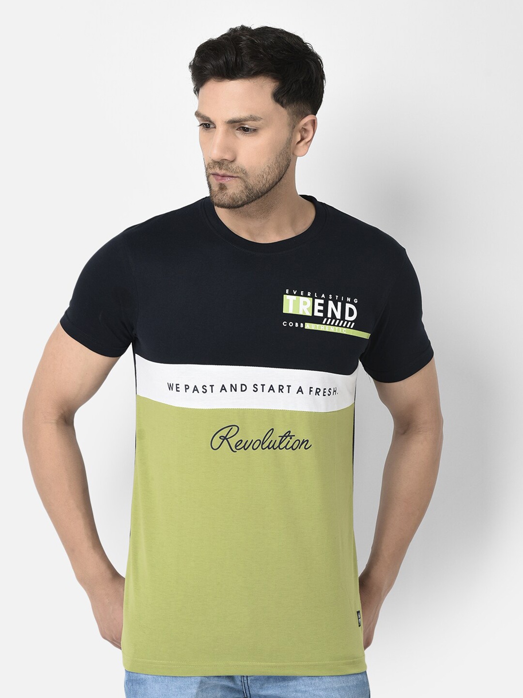 

COBB Colourblocked Round Neck Cotton T-shirt, Green