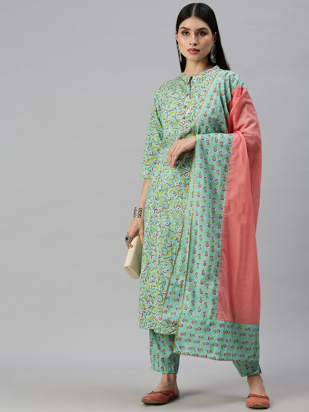 

SHOWOFF Floral Printed Band Collar Sequinned Kurta With Trousers & Dupatta, Sea green