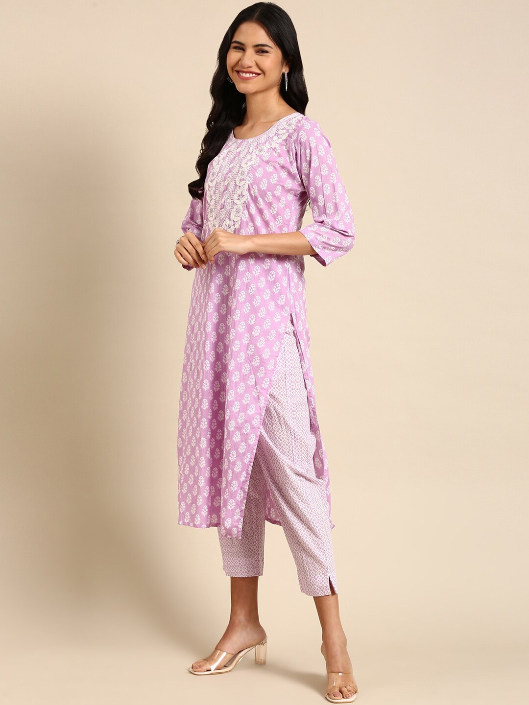 

SHOWOFF Floral Printed Thread Work Straight Block Print Kurta With Trousers & Dupatta, Lavender
