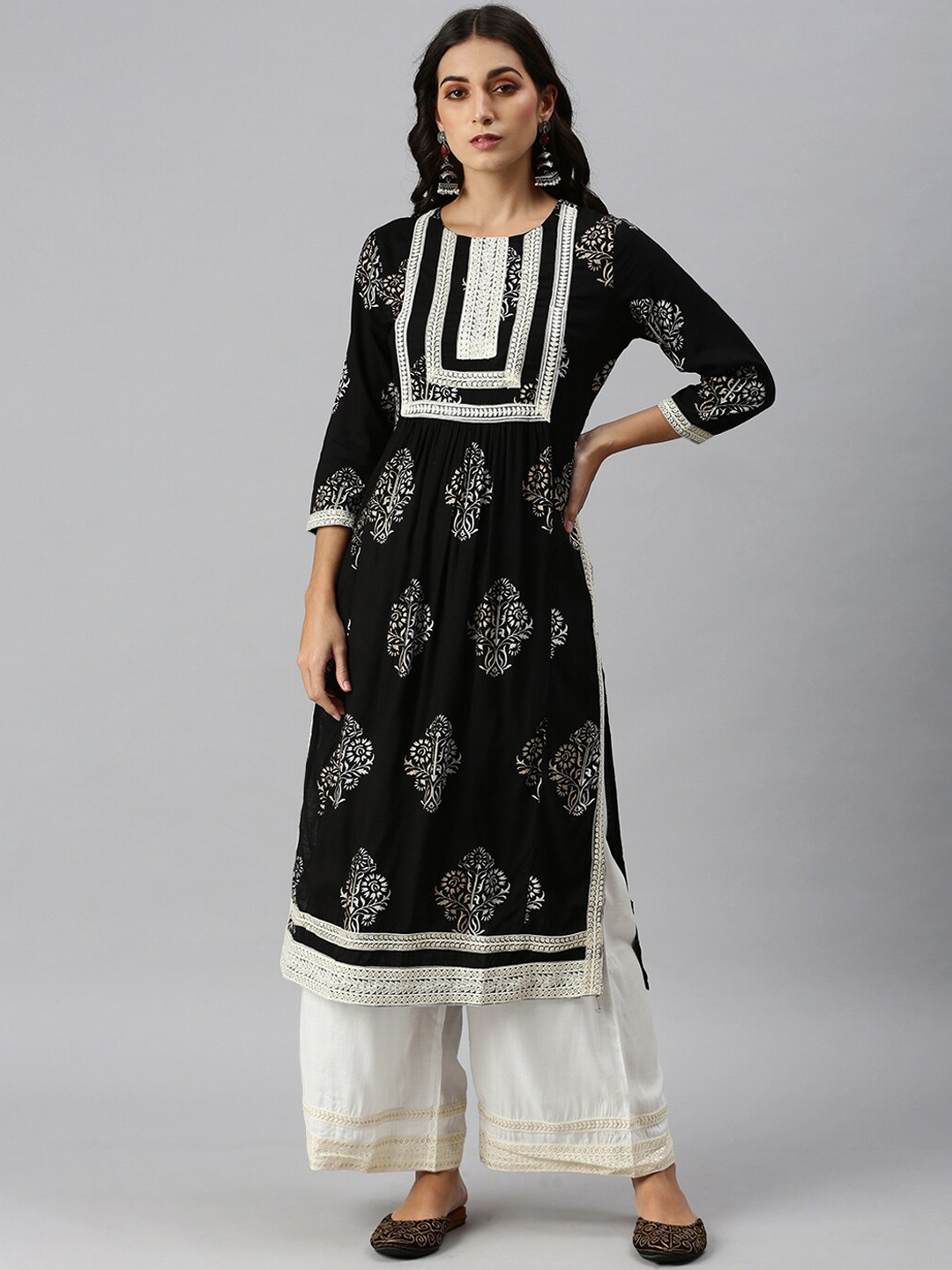 

SHOWOFF Ethnic Motifs Printed Foil A-Line Thread Work Kurta with Palazzos, Black