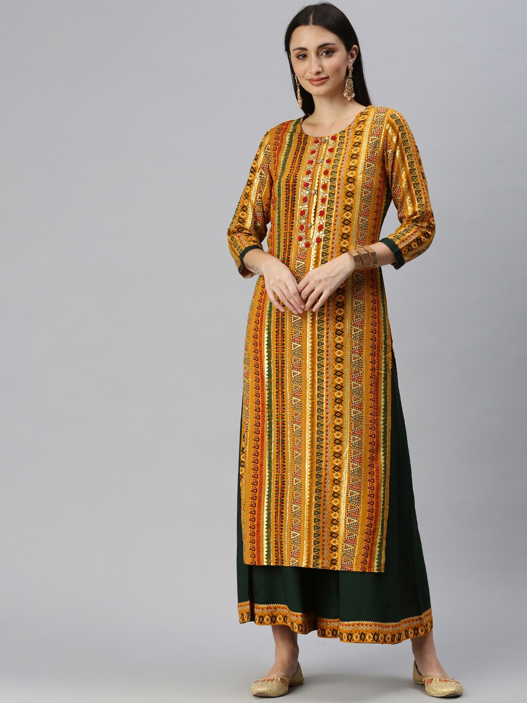 

SHOWOFF Ethnic Motif Printed Gotta Patti Straight Kurta With Palazzos, Yellow